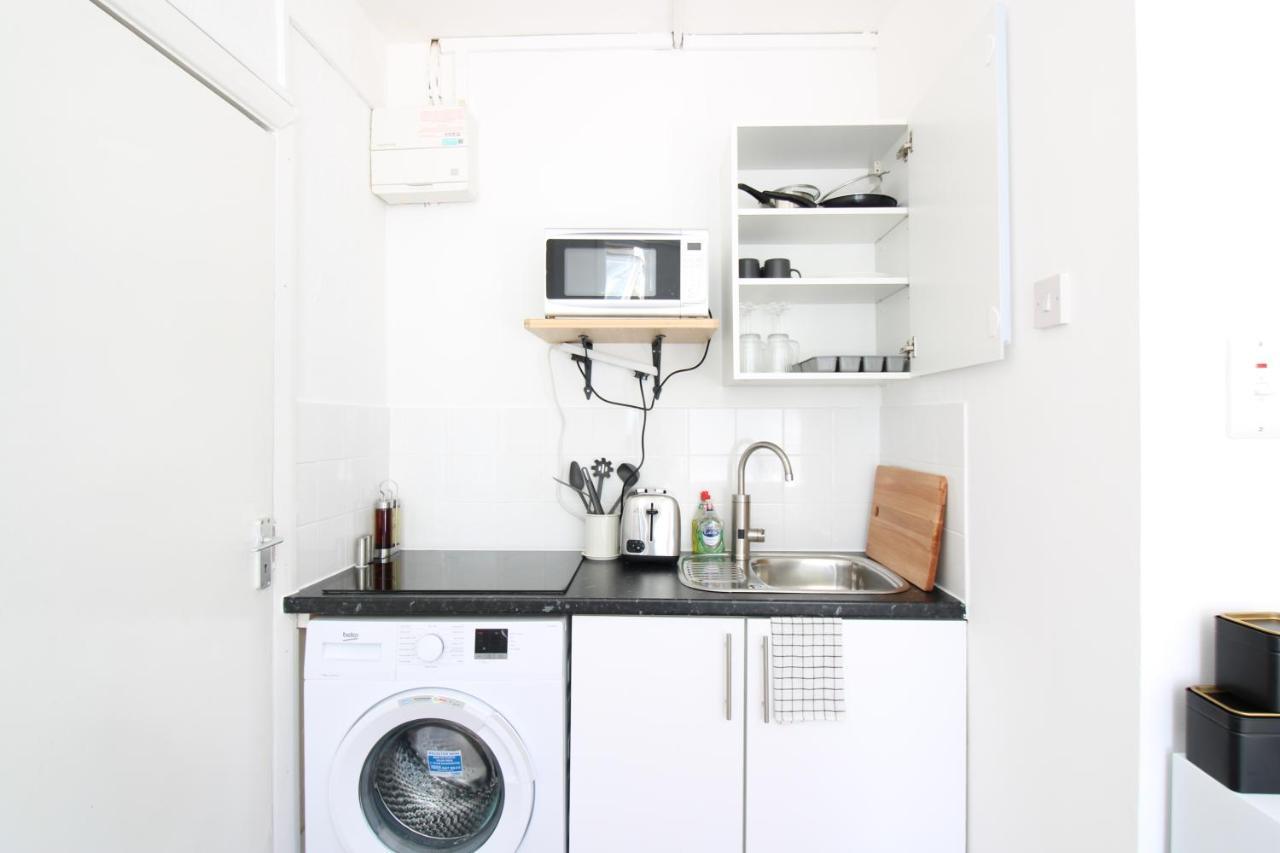 Lovely Studio Flats In Hackney Apartment Лондон Екстериор снимка