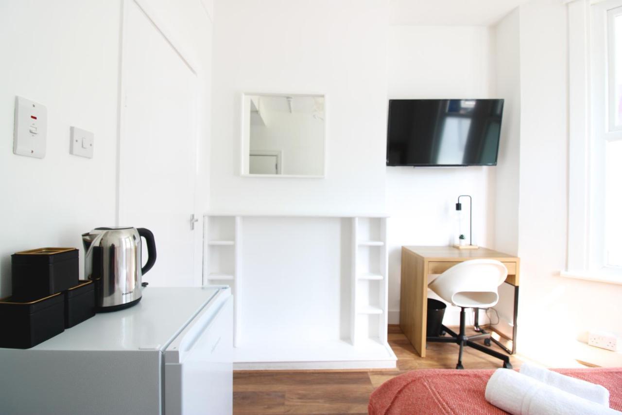 Lovely Studio Flats In Hackney Apartment Лондон Екстериор снимка