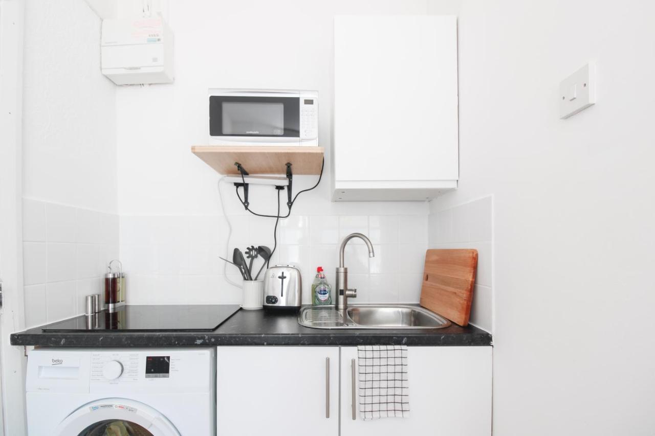 Lovely Studio Flats In Hackney Apartment Лондон Екстериор снимка