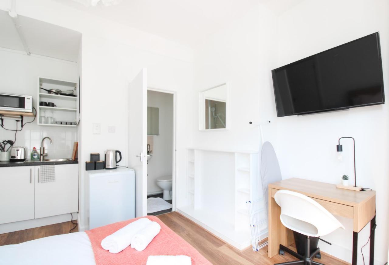 Lovely Studio Flats In Hackney Apartment Лондон Екстериор снимка