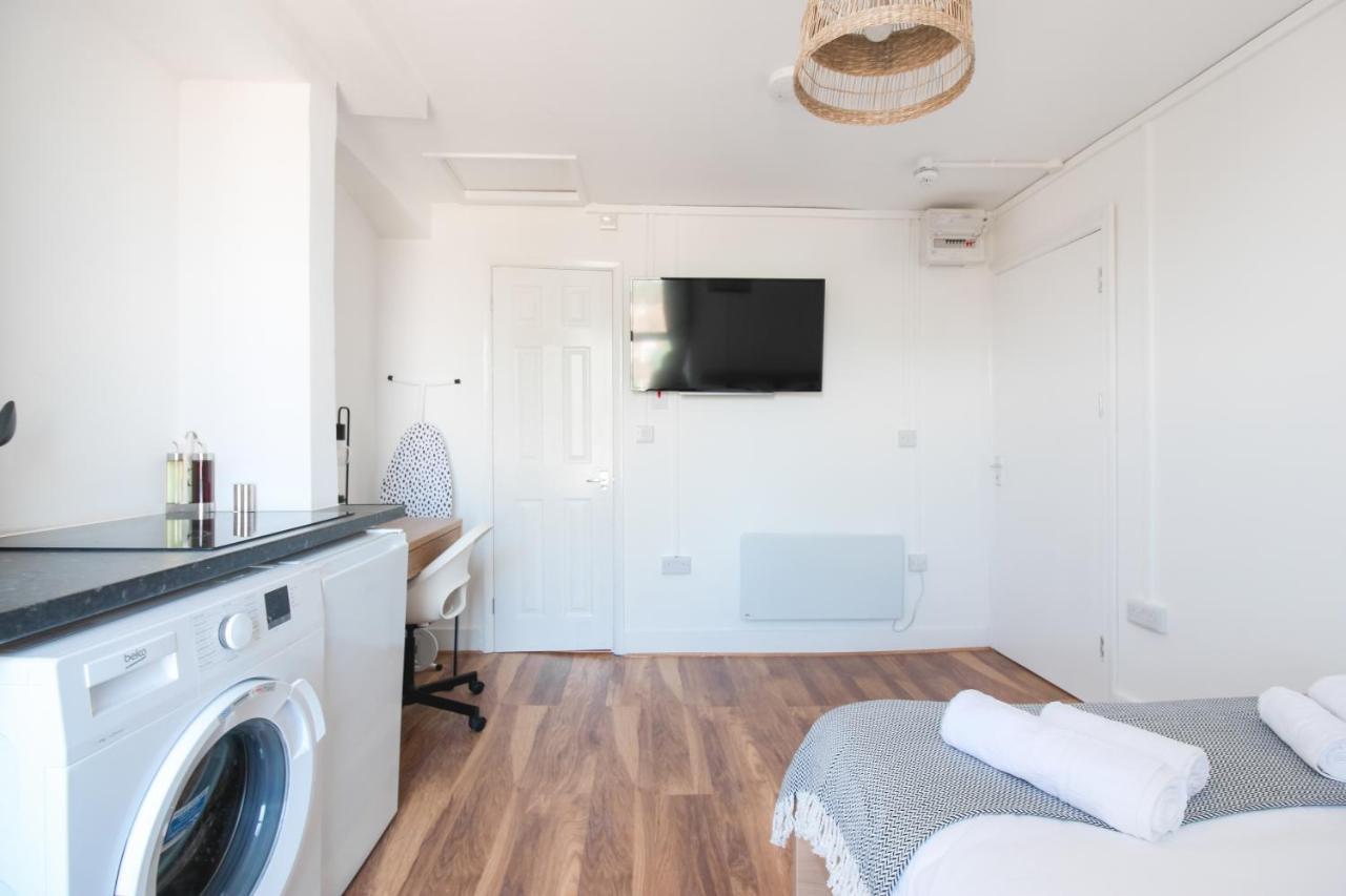 Lovely Studio Flats In Hackney Apartment Лондон Екстериор снимка