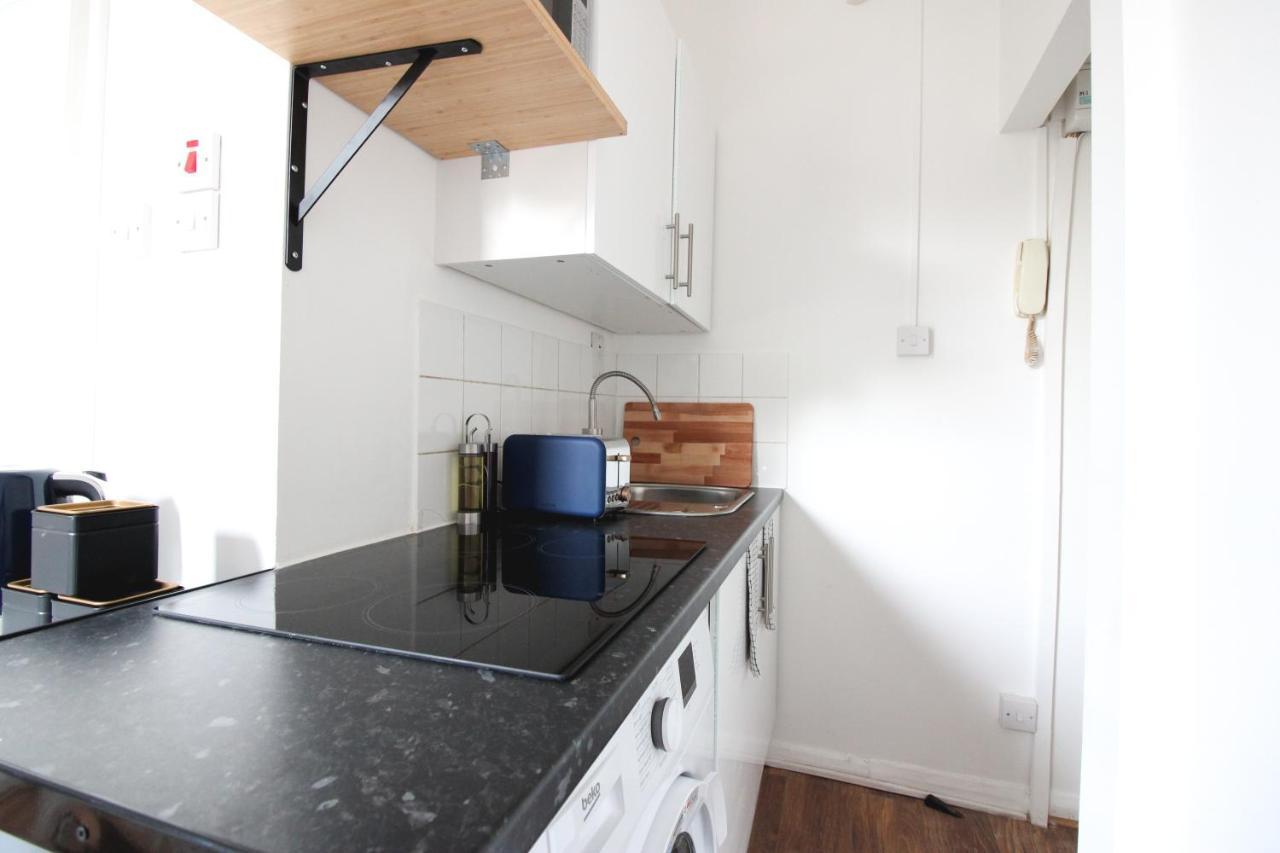 Lovely Studio Flats In Hackney Apartment Лондон Екстериор снимка