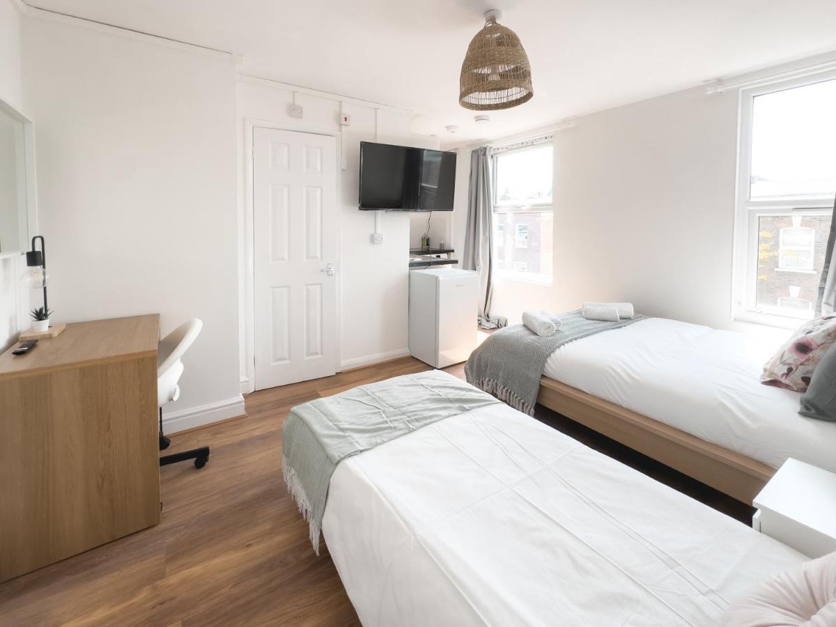 Lovely Studio Flats In Hackney Apartment Лондон Екстериор снимка