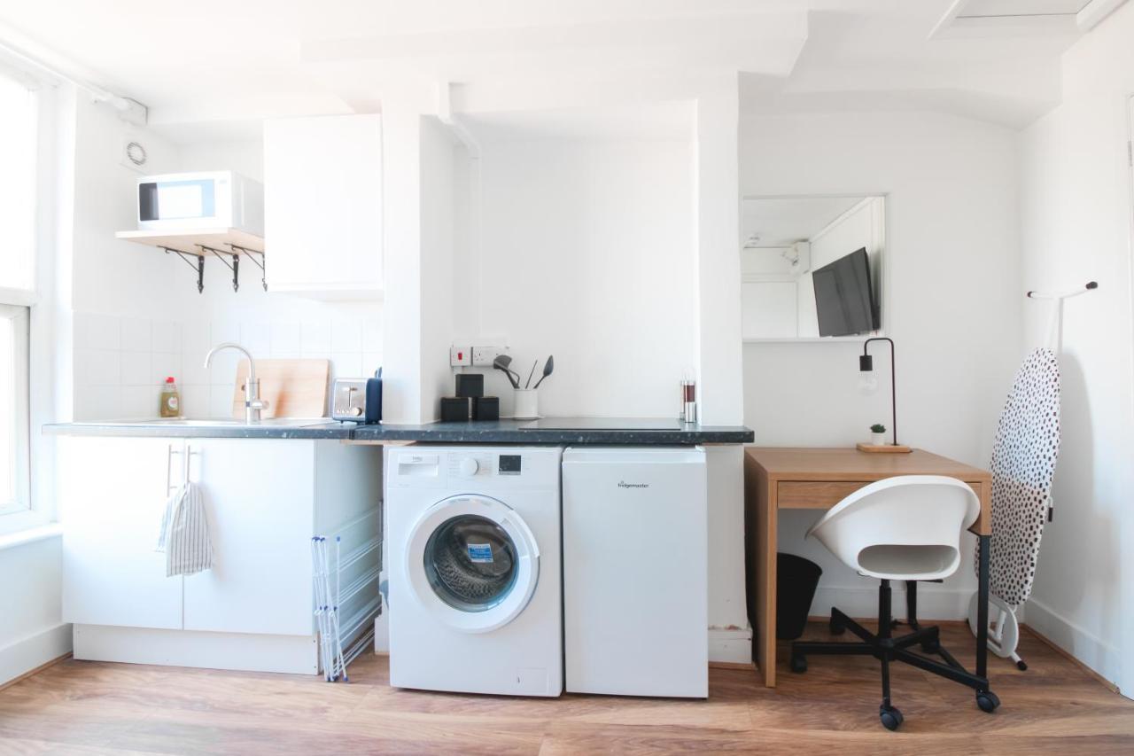 Lovely Studio Flats In Hackney Apartment Лондон Екстериор снимка