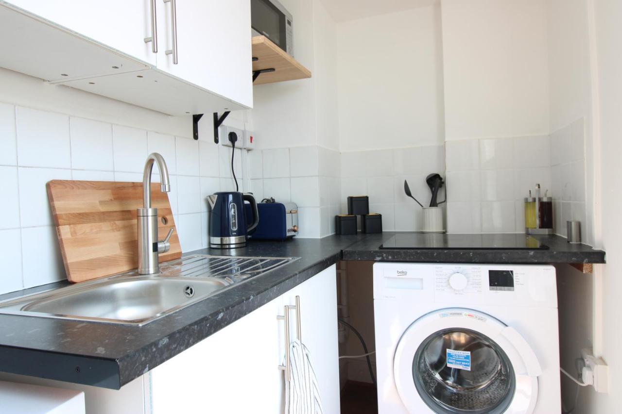 Lovely Studio Flats In Hackney Apartment Лондон Екстериор снимка