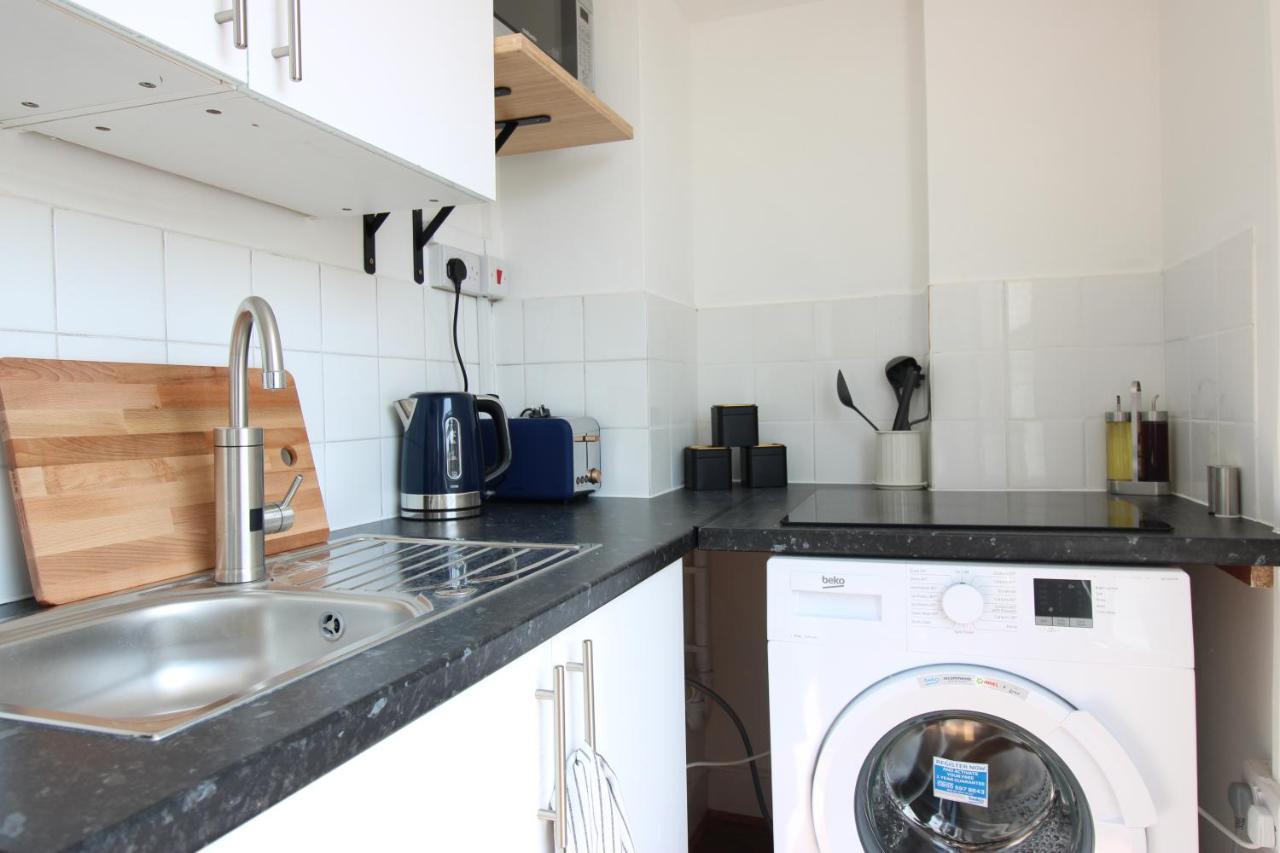 Lovely Studio Flats In Hackney Apartment Лондон Екстериор снимка