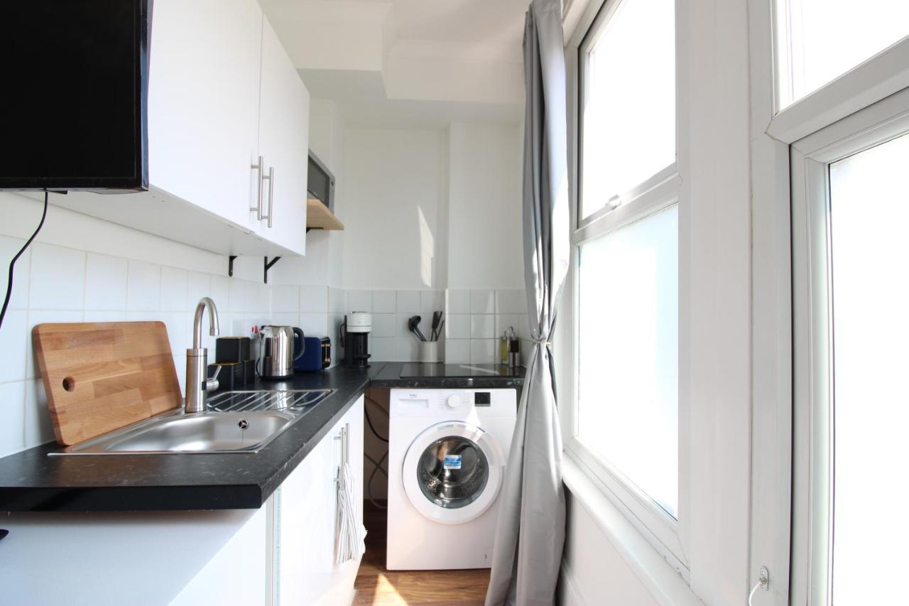 Lovely Studio Flats In Hackney Apartment Лондон Екстериор снимка
